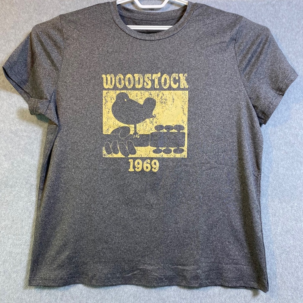 Woodstock Graphic Tee Women's XL Gray 1969 Music Festival Shirt Retro Rock NWOT